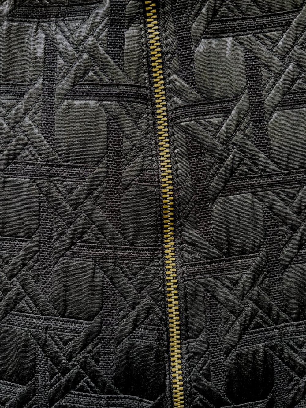 Xhilaration Zippered Front Mini Skirt Black Textured Geometric Fabric Size M - Picture 5 of 8